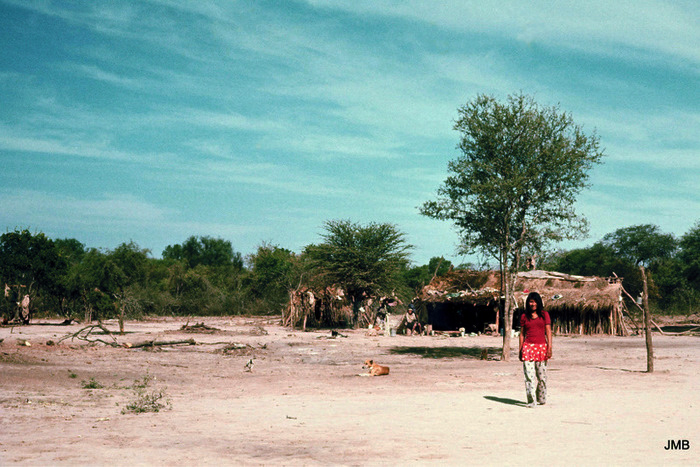 AÑO 1976 - COLOR - VIDA CAMPESINA EN PARAGUAY (JOSÉ MARÍA BLANCH)